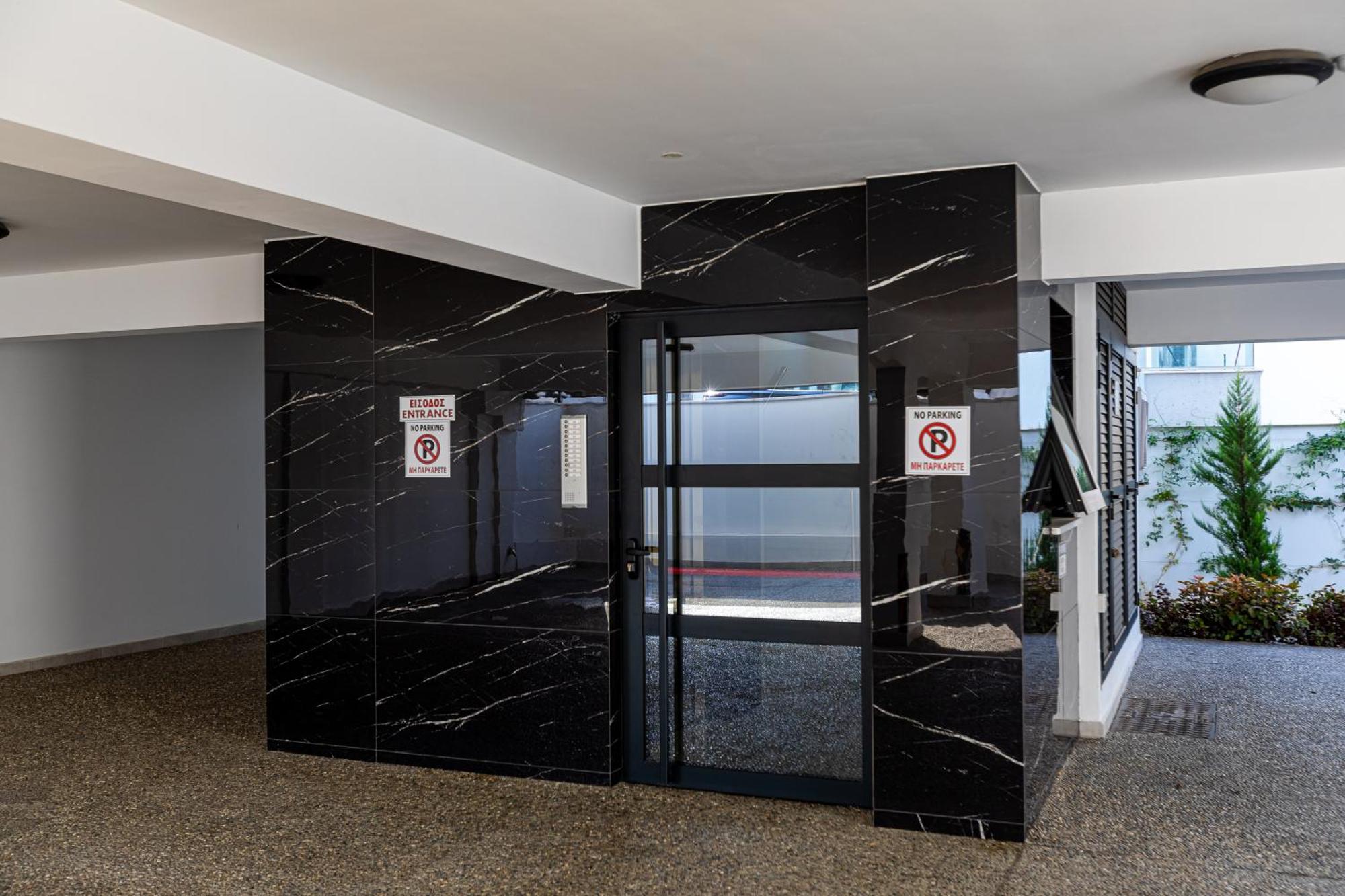 Yamas Urban Living Spiridonos Lejlighed Limassol Eksteriør billede