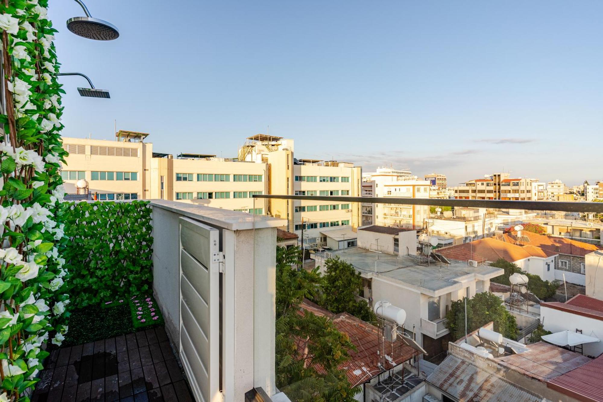 Yamas Urban Living Spiridonos Lejlighed Limassol Eksteriør billede