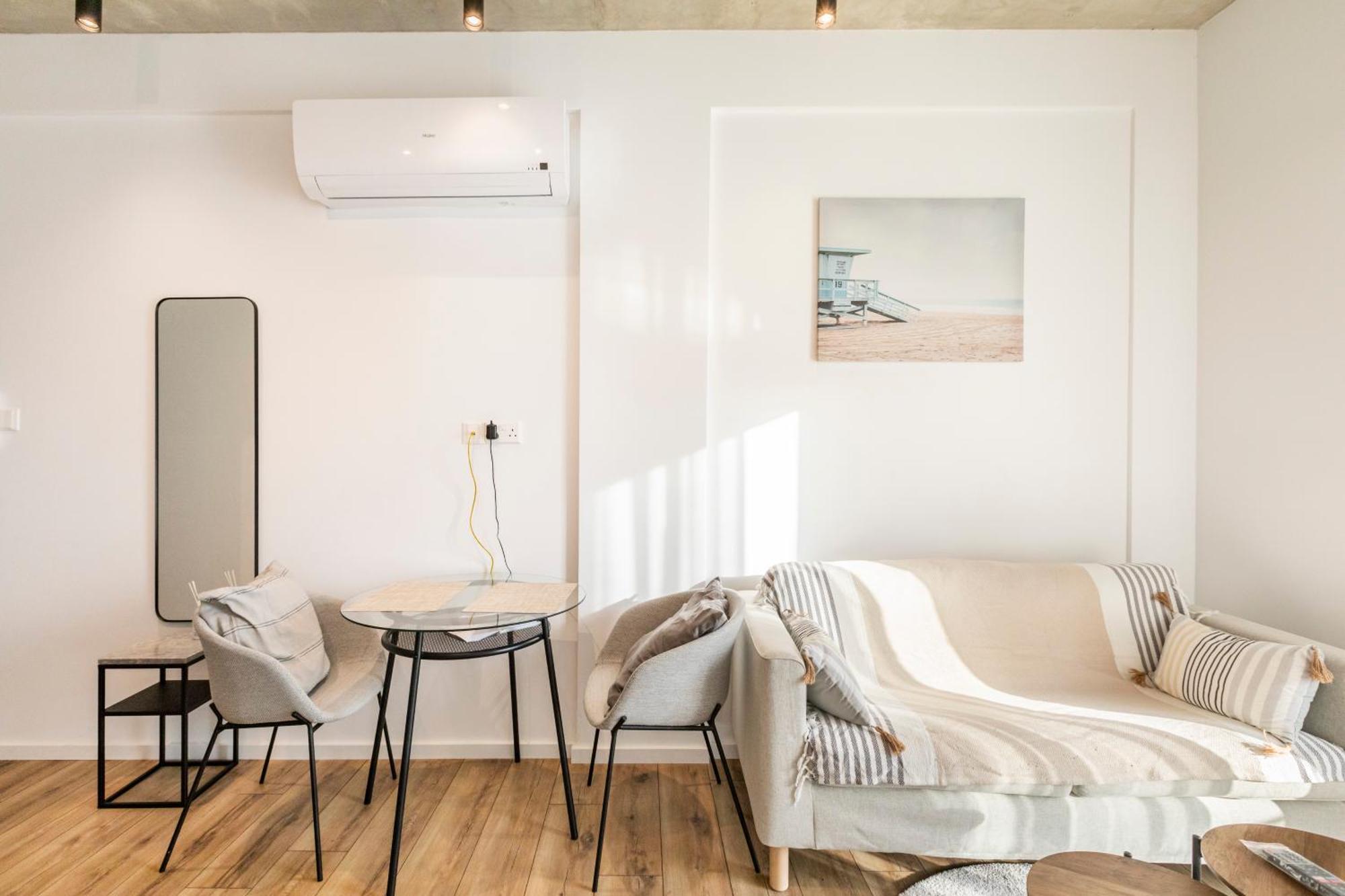 Yamas Urban Living Spiridonos Lejlighed Limassol Eksteriør billede